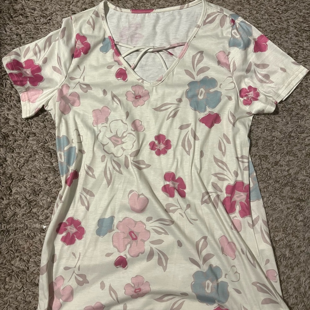 Floral top